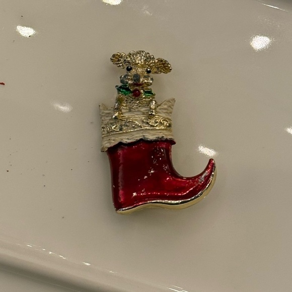 Gerry’s marked vintage christmas brooch - Picture 7 of 7